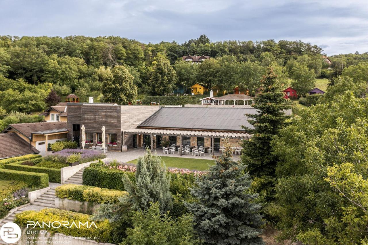 Panorama Birtok - Wellness Panzio, Konferencia Es Rendezvenykoezpont Bed and Breakfast Győrújbarát Exteriör bild